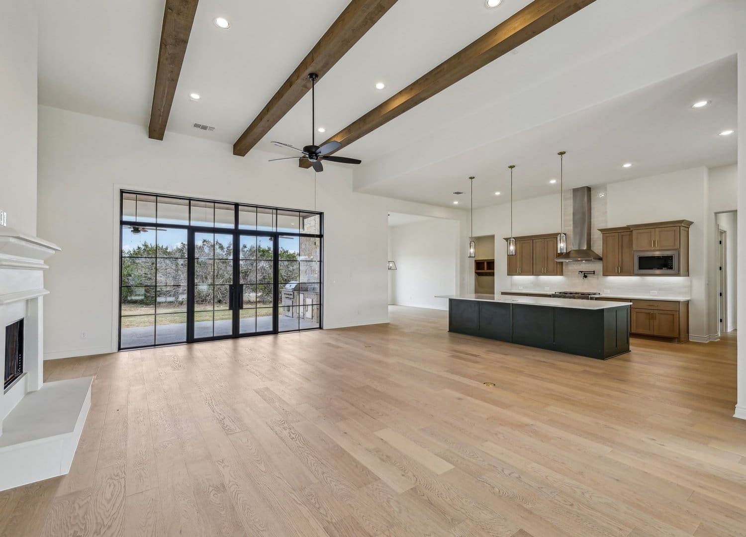 Hardwood, EVP, LVP & Laminate - Sun Tile Corporation